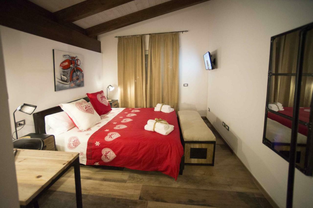 Cristiano Hotel Cosenza Eksteriør billede